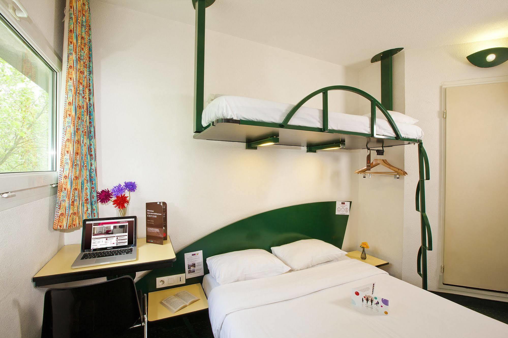 Hotel Cerise Nancy Ngoại thất bức ảnh