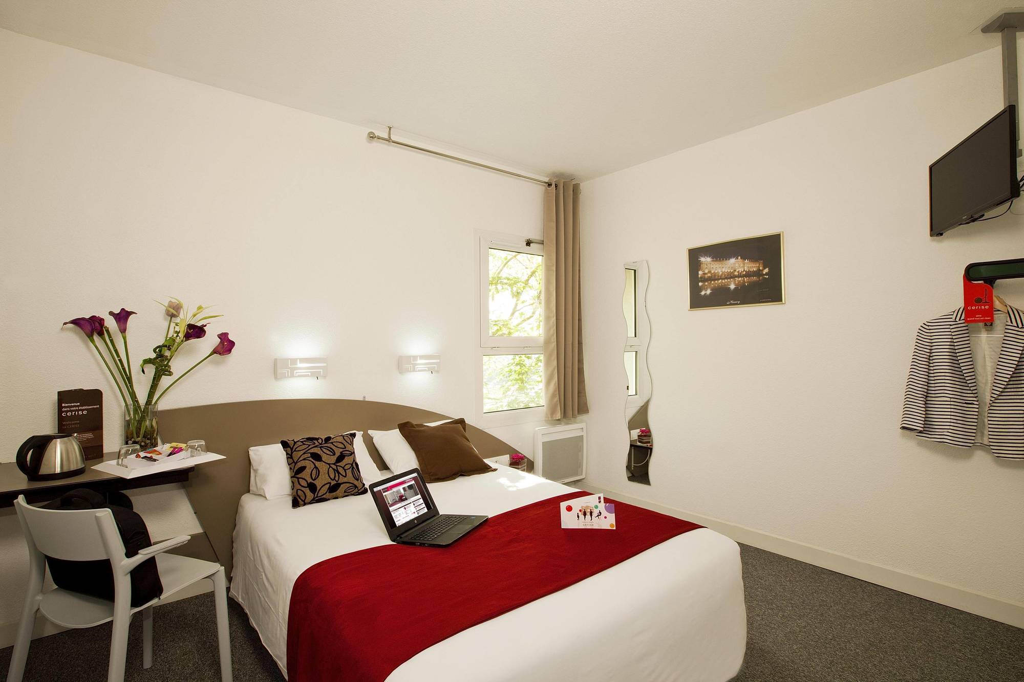 Hotel Cerise Nancy Ngoại thất bức ảnh